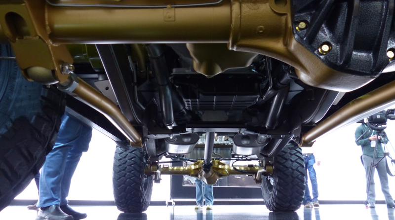 Illustration for article titled The Jeep M-715 'Five-Quarter' Is a 700+ HP Convertible Military Supertruck